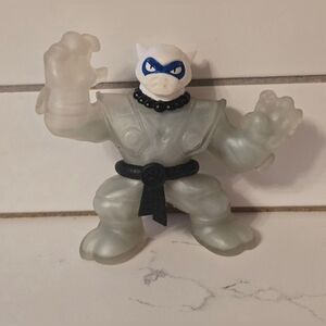 Heroes of Goo Jit Zu Pantaro The Panther Action Figure White Water Blast
